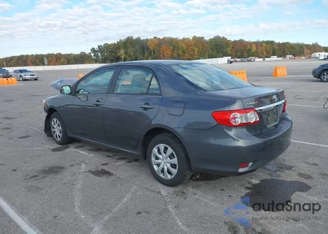 2011 Toyota Corolla Le z USA, uszkodzony, nr VIN 2T1BU4EE3BC709409